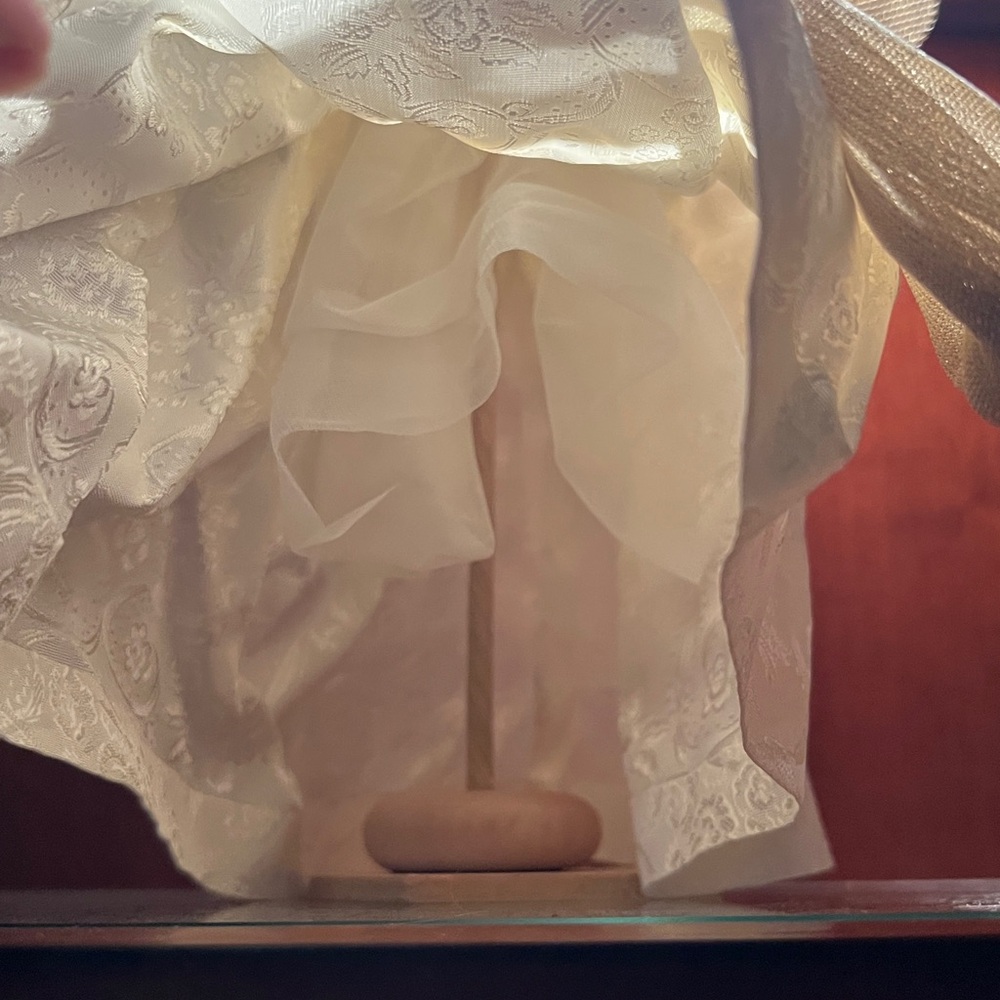 Artisan Angel and/or Christmas Tree Topper made in Pennsylvania - Picture 5 of 7